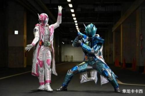 假面骑士剑锋driver